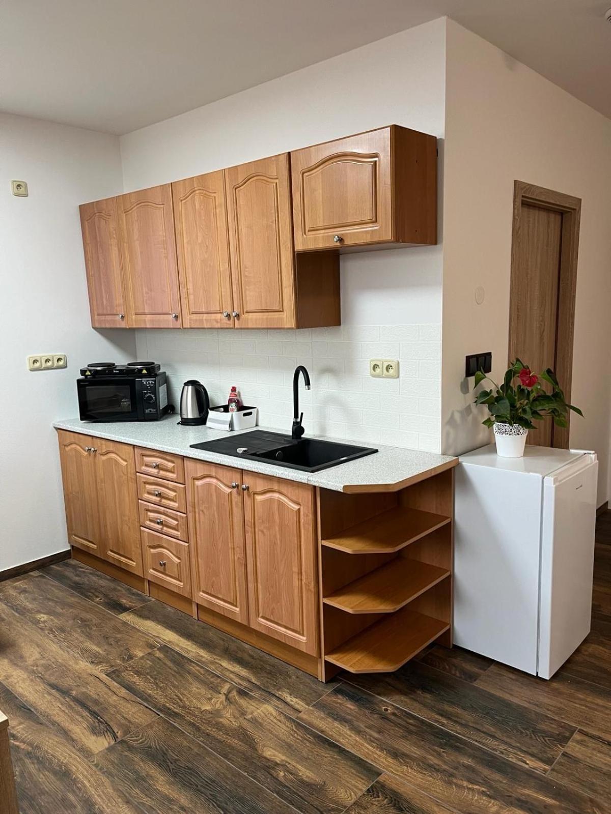 מיקולוב Apartman Kuga מראה חיצוני תמונה