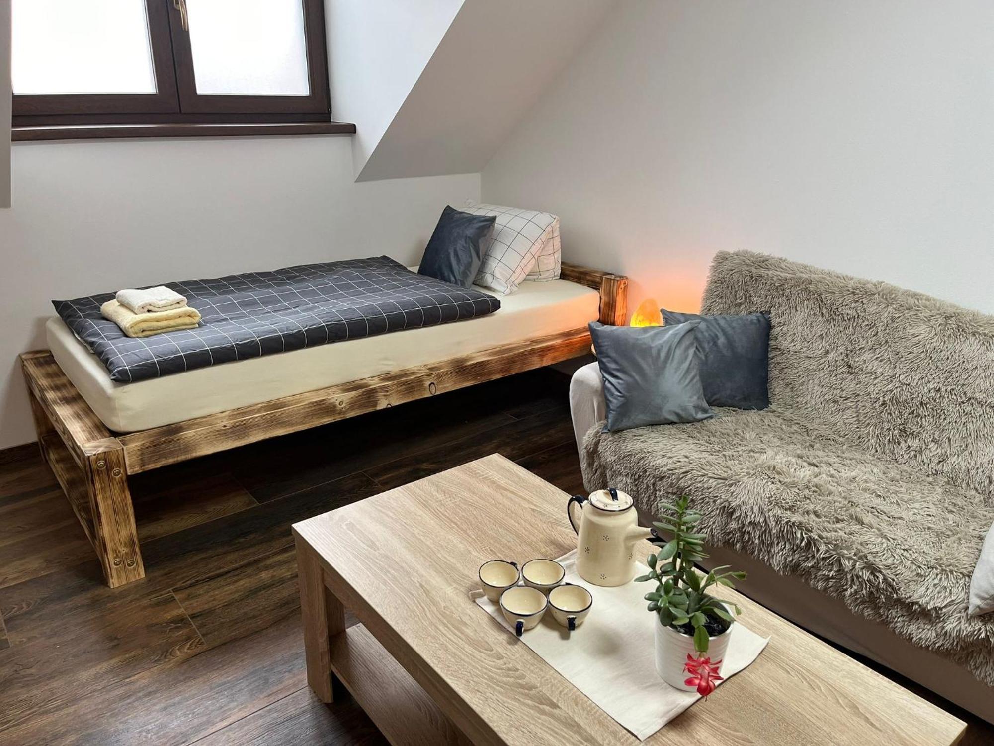 מיקולוב Apartman Kuga מראה חיצוני תמונה
